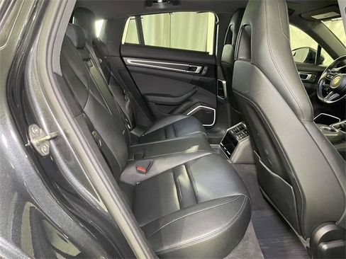 Used 2023 Porsche Panamera 4 Platinum Edition image 22