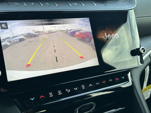 New 2026 Jeep Grand Cherokee Limited w/ Limited Altitude Package image 21