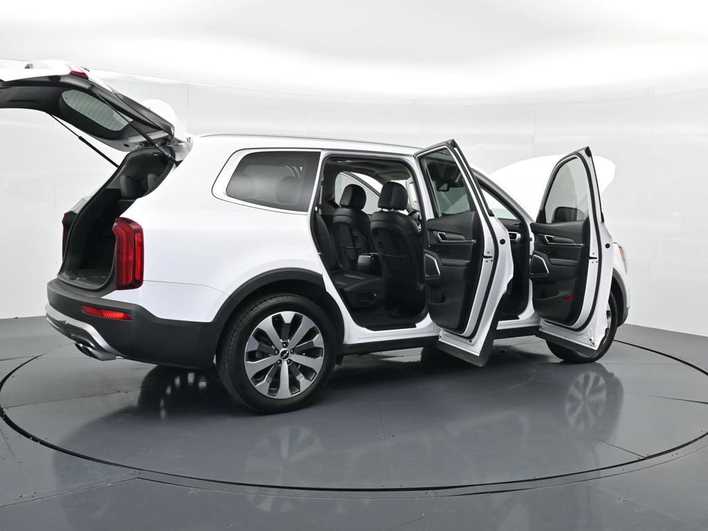 Used 2022 Kia Telluride S AWD/4WD image 40