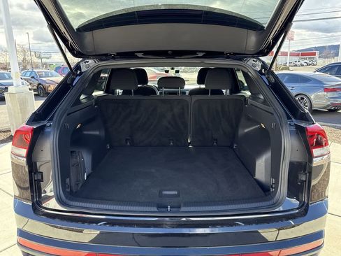 Used 2020 Volkswagen Atlas Cross Sport S image 6