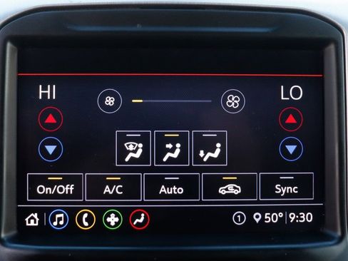 Used 2020 GMC Sierra 1500 SLT w/ SLT Premium Package image 31