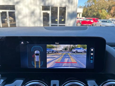 Used 2025 Mercedes-Benz GLA 250 image 22