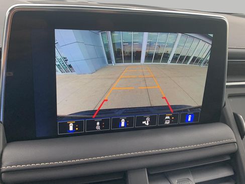 Certified 2023 Chevrolet Tahoe Premier AWD/4WD image 18