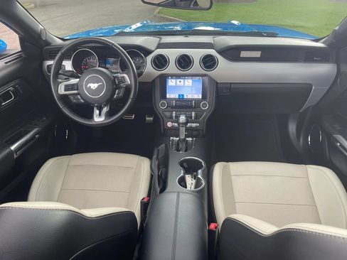 Used 2017 Ford Mustang Premium RWD image 17