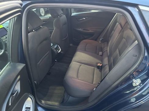 Used 2021 Chevrolet Malibu LT image 14
