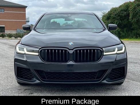 Used 2022 BMW 540i xDrive w/ M Sport Package AWD/4WD image 2
