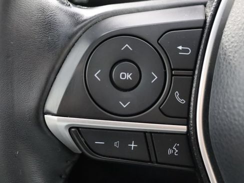Used 2022 Toyota Camry XLE w/ Navigation Package FWD image 11