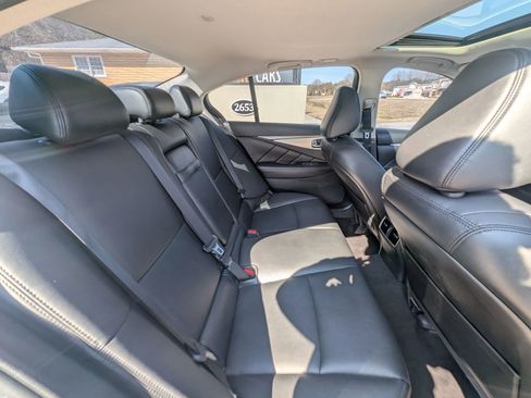 Used 2019 INFINITI Q50 Luxe w/ Essential Package (3.0T Luxe) RWD image 36