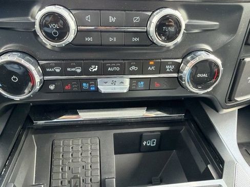 Used 2024 Ford F250 Lariat w/ Lariat Ultimate Package AWD/4WD image 13