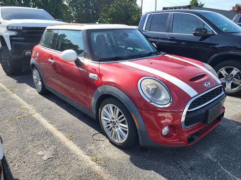 Used 2017 MINI Cooper S FWD image 3