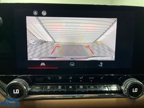 Certified 2024 GMC Canyon AT4 w/ Canyon Safety Plus Package image 17