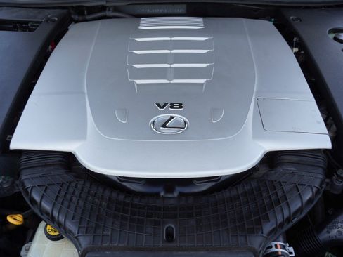 Used 2010 Lexus LS 460 w/ Sport Pkg RWD image 37