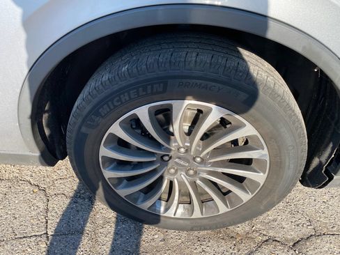 Used 2021 Lincoln Aviator Reserve w/ Elements Package Plus AWD/4WD image 32