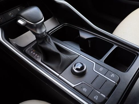 Used 2023 Kia Sorento S w/ Panoramic Sunroof Package FWD image 18