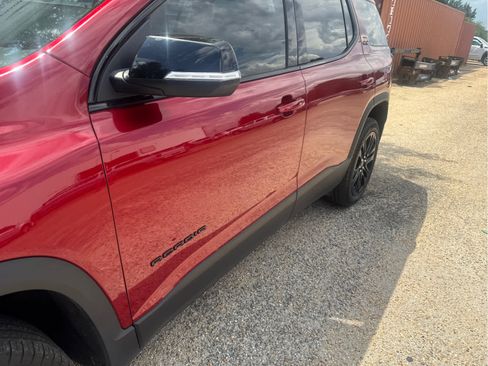 Used 2023 GMC Acadia SLE w/ Driver Convenience Package FWD image 13