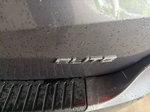 Used 2022 Honda Odyssey Elite image 13