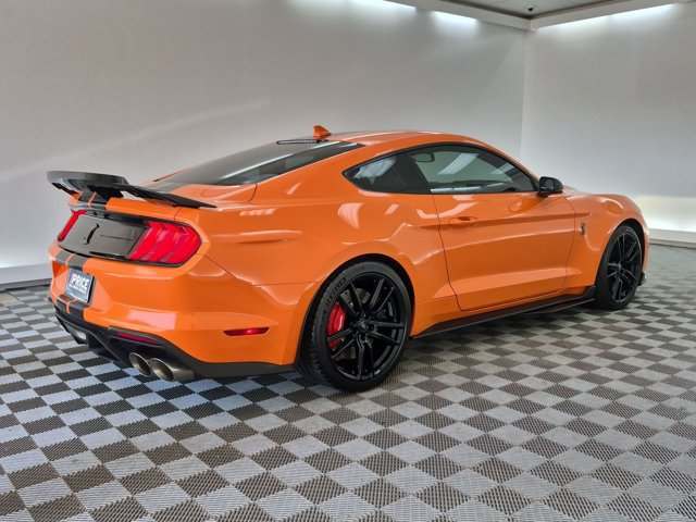 Used 2020 Ford Mustang Shelby GT500 w/ Technology Package RWD image 5