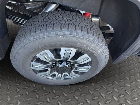 New 2026 GMC Sierra 3500 Denali w/ Technology Package image 24