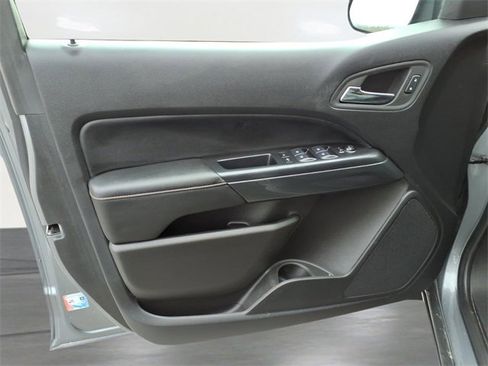 Used 2022 GMC Canyon AT4 w/ Trailering Package image 18