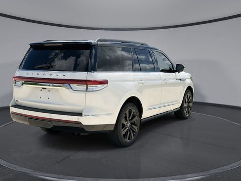 Used 2024 Lincoln Navigator Black Label AWD/4WD image 11