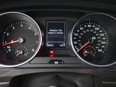 Used 2021 Volkswagen Tiguan SE R-Line image 6