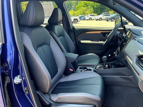 Used 2025 Subaru Forester Sport image 7