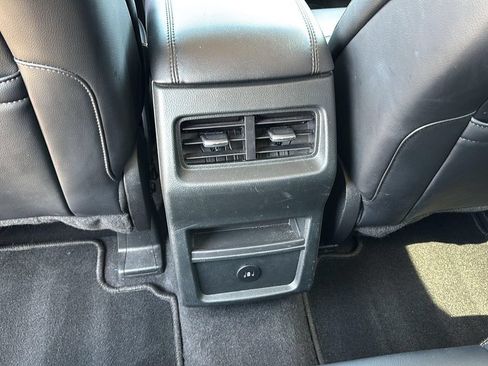 Used 2024 Ford Edge SEL AWD/4WD image 18