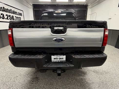 Used 2016 Ford F250 Platinum w/ FX4 Off-Road Package AWD/4WD image 4