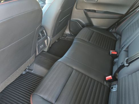 Used 2026 Nissan Rogue SV AWD/4WD image 9