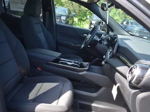 New 2026 Chevrolet Equinox LT w/ Safety and Technology Package AWD/4WD image 15