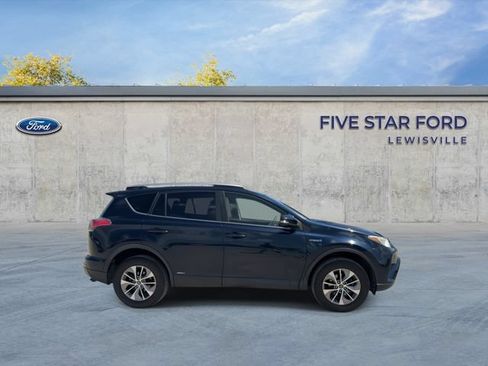 Used 2018 Toyota RAV4 XLE w/ Convenience Package AWD/4WD image 9