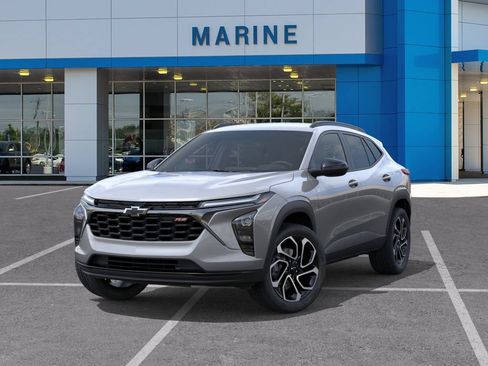 New 2026 Chevrolet Trax RS w/ Driver Confidence Package FWD image 6