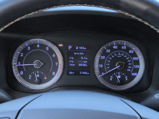 Used 2022 Hyundai Venue Limited FWD image 27