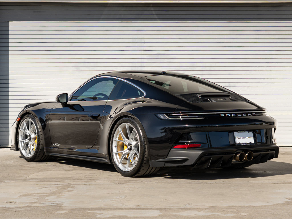 Certified 2024 Porsche 911 GT3 RWD image 3