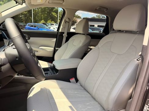 Certified 2026 Kia Sorento S FWD image 24