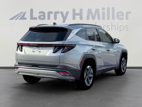 New 2026 Hyundai Tucson SEL FWD image 7