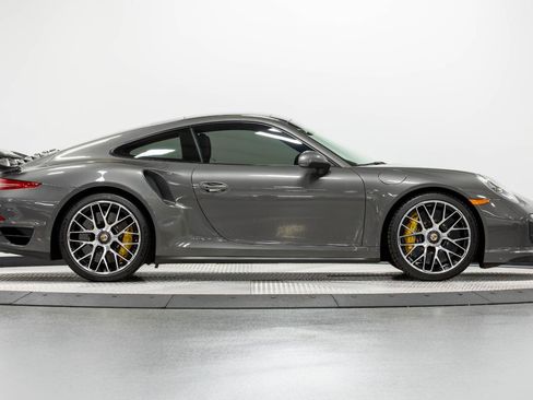 Used 2015 Porsche 911 Turbo S AWD/4WD image 18