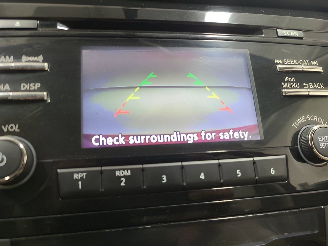 Used 2017 Nissan Rogue SV AWD/4WD image 31
