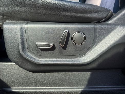 Used 2019 Ford F150 Raptor w/ Equipment Group 802A Luxury image 14