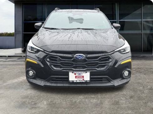 Certified 2025 Subaru Crosstrek 2.5i Sport w/ Crosstrek Mirror Package image 5