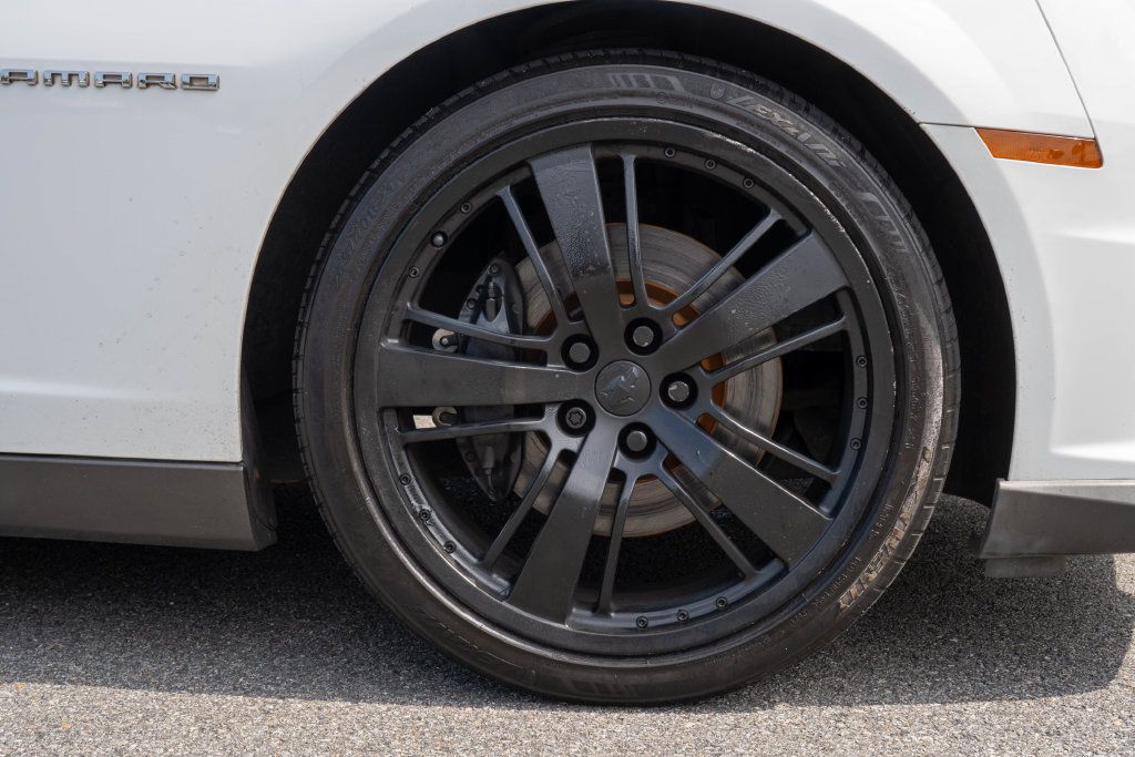 Used 2011 Chevrolet Camaro SS RWD image 25