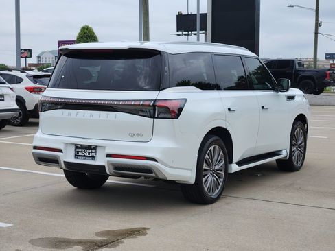 Used 2026 INFINITI QX80 Luxe w/ Cargo Package RWD image 7