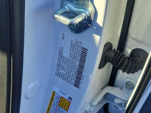 Used 2025 Honda Accord EX-L image 28