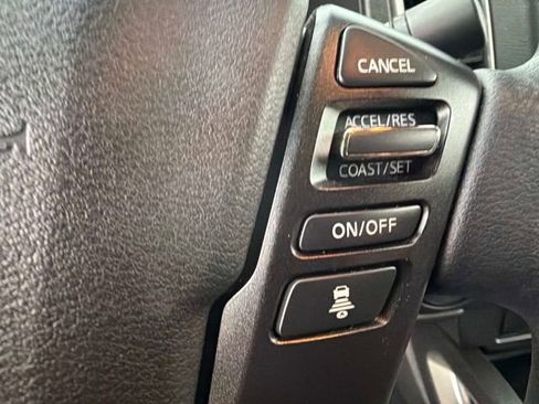 Used 2024 Nissan Frontier SV w/ Technology Package AWD/4WD image 21