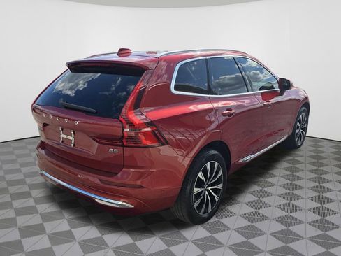 Used 2023 Volvo XC60 B5 Plus FWD image 8