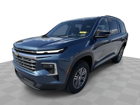 New 2025 Chevrolet Traverse LT w/ Enhanced Driving Package image 37