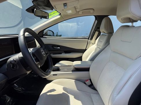 Certified 2023 Nissan Ariya FWD image 13