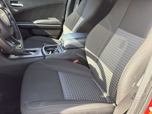 Used 2023 Dodge Charger SXT RWD image 10