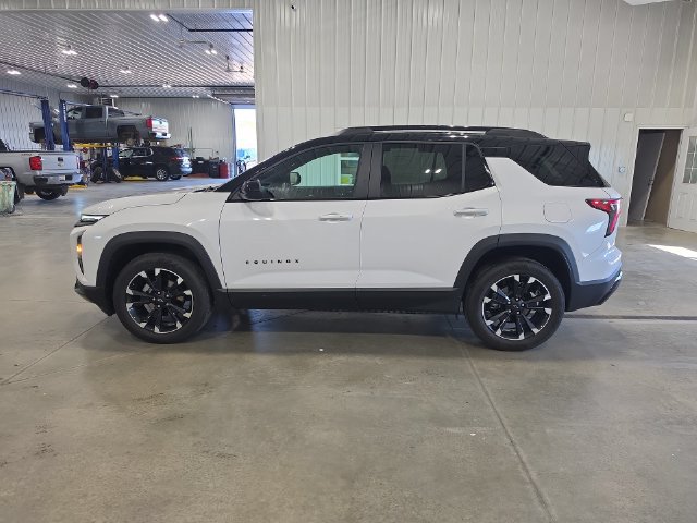 Used 2025 Chevrolet Equinox RS w/ Convenience Package III AWD/4WD image 5