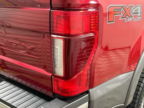 Used 2021 Ford F250 Lariat w/ Lariat Ultimate Package AWD/4WD image 26